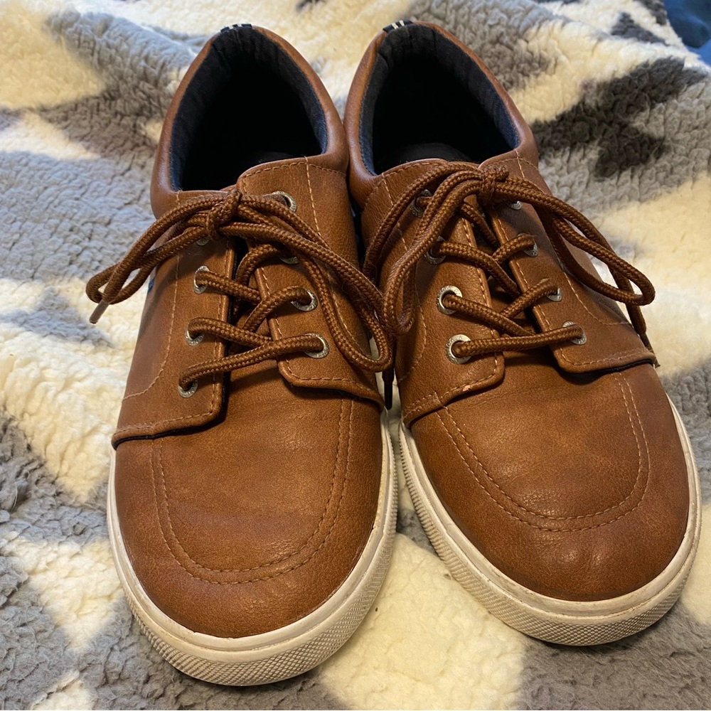 Nautica Berrian Youth Cognac Brown Faux Leather Lace Up Sneakers Size 4